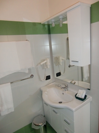 Imagen de la habitación del B&B Reale House Rooms. Foto 5