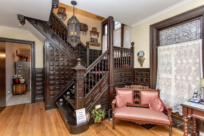 Imagen de los interiores del B&B Redwood Bed and Breakfast. Foto 19