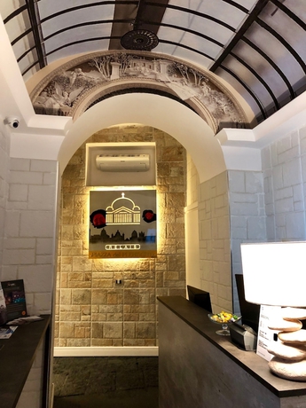 Imagen de los interiores del B&B Relais Piazza Del Plebiscito. Foto 14