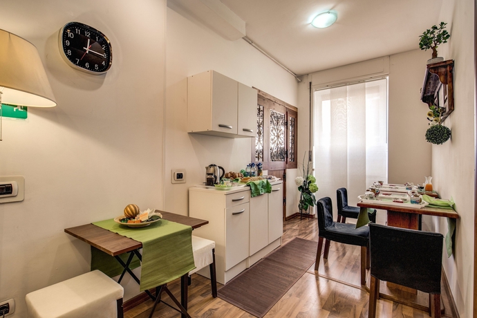 Imagen de los interiores del B&B Roma Trastevere Rooms. Foto 19