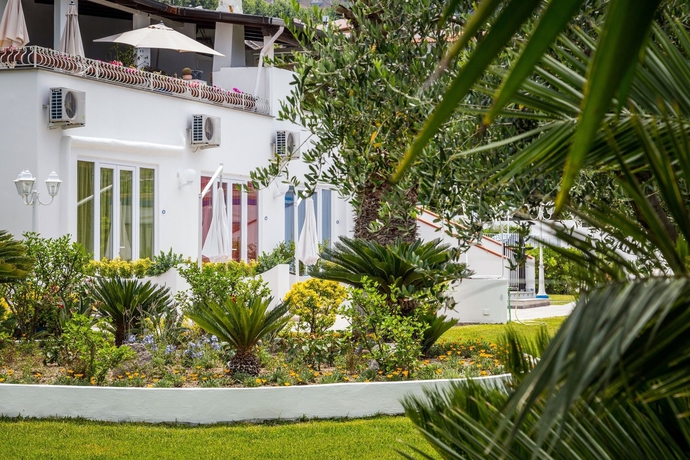 Imagen de los exteriores del B&B Romildanna Relais. Foto 12