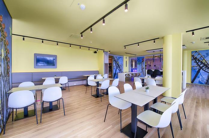 Imagen del bar/restaurante del B&B Rust-Ettenheim. Foto 8