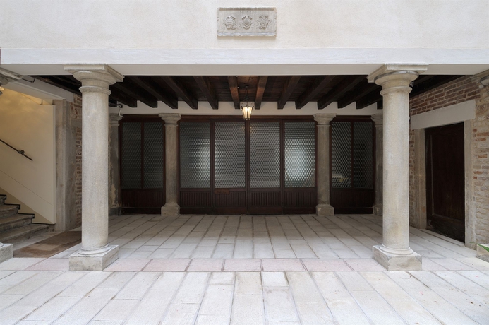 Imagen de los exteriores del B&B Santa Maria Nova. Foto 10
