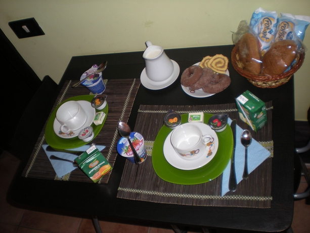 Imagen del bar/restaurante del B&B Shiva Bed and Breakfast. Foto 2