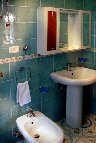 Imagen de la habitación del B&B Sorrento Town Suites. Foto 4