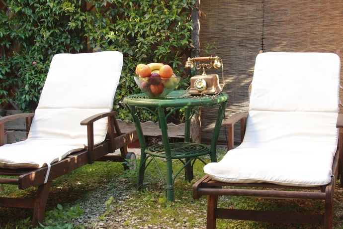 Imagen de los exteriores del B&B St. John Villa. Foto 14