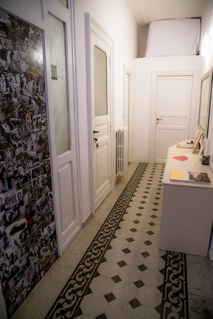 Imagen de los interiores del B&B St. Peter Central Rooms. Foto 16