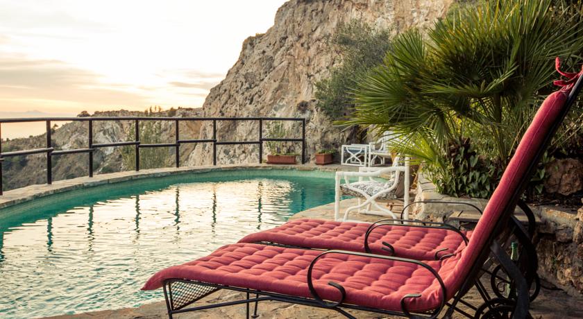 Imagen de los exteriores del B&B THE URBAN VILLA. Foto 6
