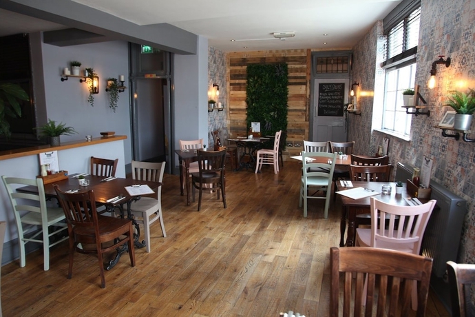 Imagen del bar/restaurante del B&B The Moseley Arms. Foto 3