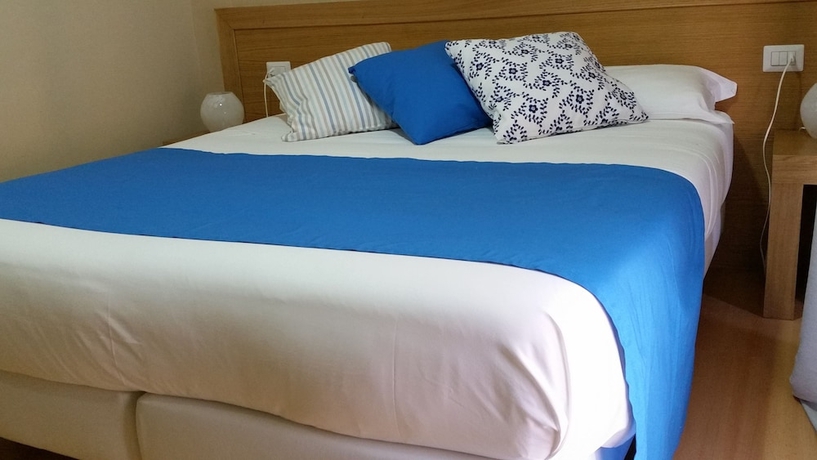 Imagen de la habitación del B&B The Night Guest House Sorrento. Foto 7