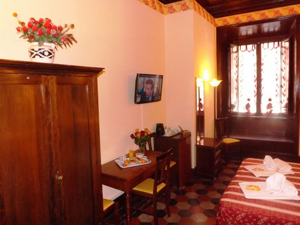 Imagen de los interiores del B&B Tibullo Guesthouse. Foto 16