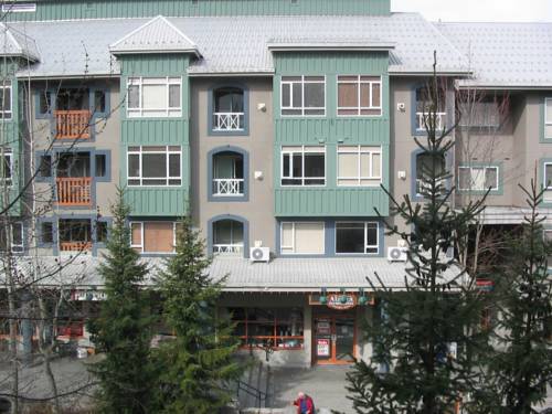 Imagen general del B&B Town Plaza Suites by Golden Dreams. Foto 1