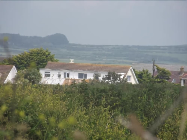 Imagen de los exteriores del B&B Trevarrian Lodge. Foto 17