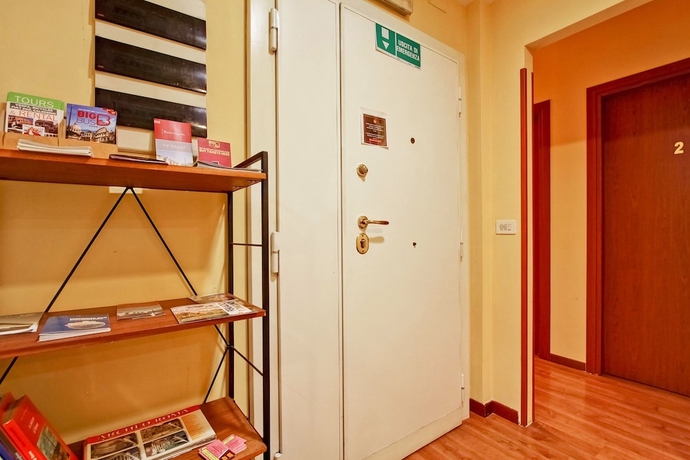Imagen de los interiores del B&B Vacanze A Roma. Foto 17