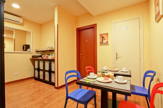 Imagen de los interiores del B&B Vacanze A Roma. Foto 18