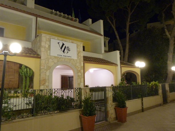 Imagen de los exteriores del B&B Villa Adriatic, Barletta. Foto 10
