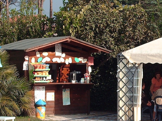 Imagen de la piscina del B&B Villa Corte Degli Dei. Foto 14
