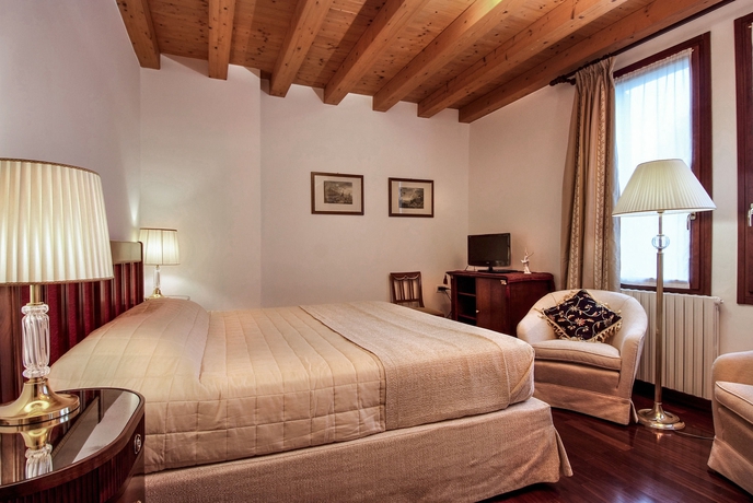 Imagen de la habitación del B&B Villa Dacri. Foto 2