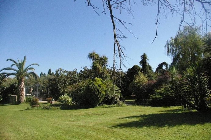 Imagen de los exteriores del B&B Villa Sans Souci. Foto 10