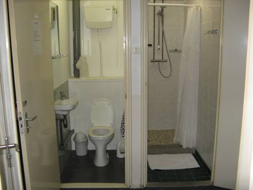 Imagen de la habitación del B&B Vlissingen. Foto 8