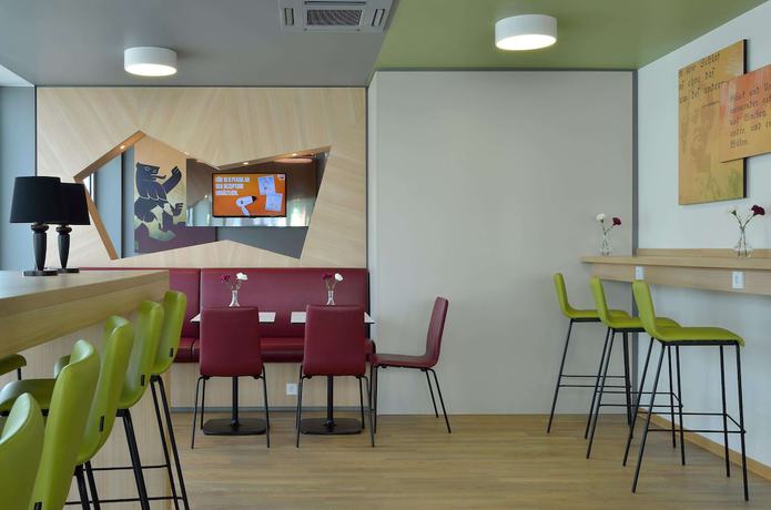 Imagen del bar/restaurante del B&B Weimar. Foto 4