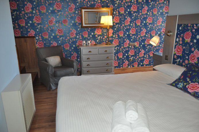 Imagen de la habitación del B&B Welcome Inn Nerja Guest House. Foto 9