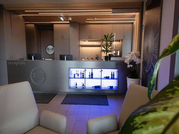 Imagen de los interiores del B&B Wiener-Neudorf. Foto 18