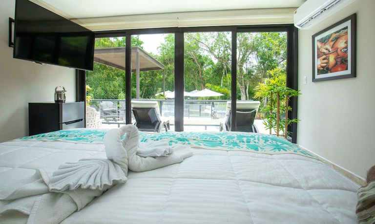 Imagen de la habitación del B&B Xaha Villas Suites and Golf Resort. Foto 6