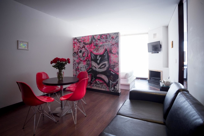 Imagen de los exteriores del Boutique 104 Art Suites. Foto 5