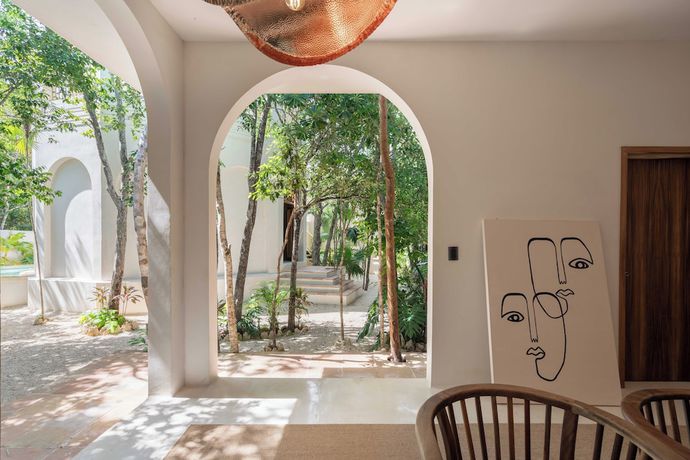 Imagen de los interiores del Boutique Anat Tantric. Foto 22