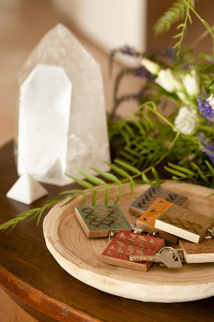 Imagen de los interiores del Boutique Arkh&eacute; Boutique de Pals. Foto 20