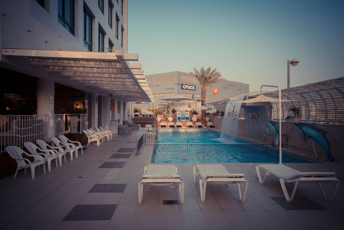 Imagen de la piscina del Boutique Brown Eilat. Foto 12
