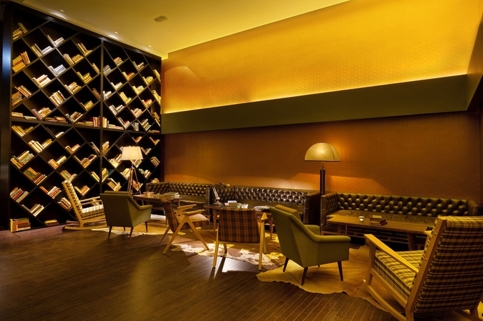 Imagen de los interiores del Boutique Brown Tlv Urban Hotel. Foto 14
