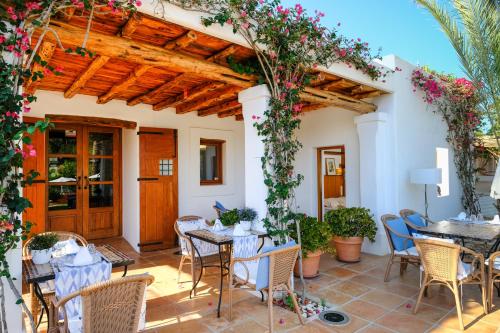 Imagen de los interiores del Boutique Can Lluc Boutique Country Hotel & Villas. Foto 9