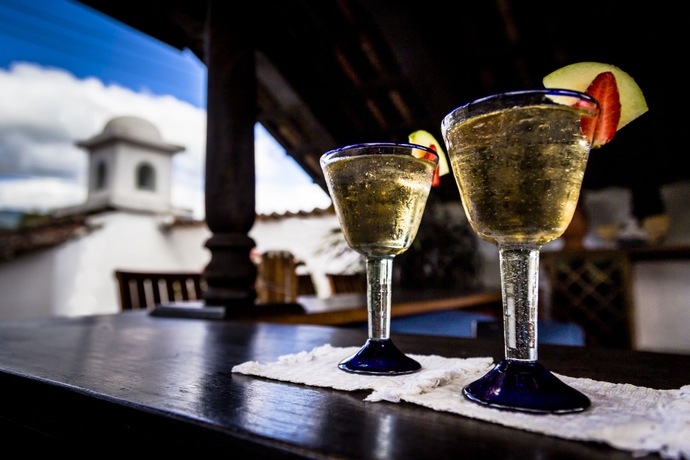 Imagen del bar/restaurante del Boutique Casa Encantada By Porta Hotels. Foto 4