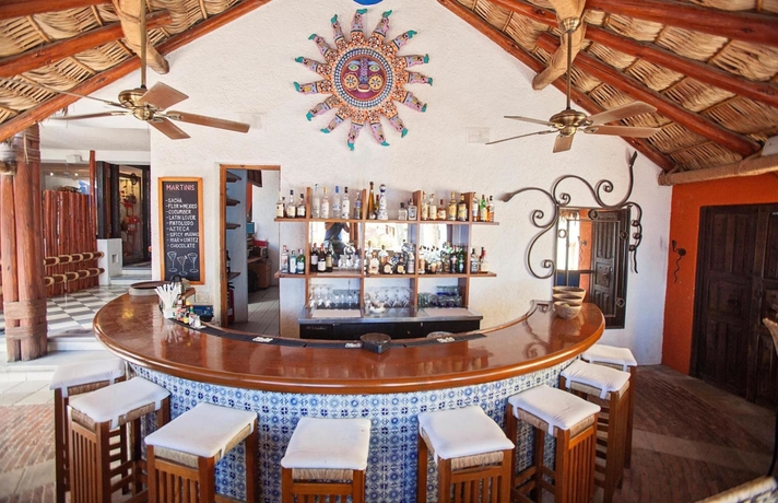 Imagen del bar/restaurante del Boutique Casa Natalia Hotel Adults Only. Foto 3