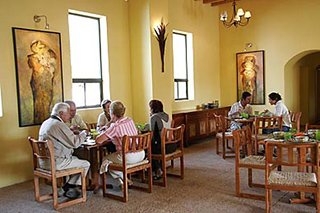 Imagen del bar/restaurante del Boutique Casa de Aves. Foto 2