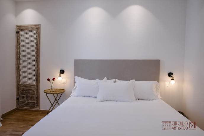 Imagen de la habitación del Boutique Círculo Artístico 1911 Hotel. Foto 13
