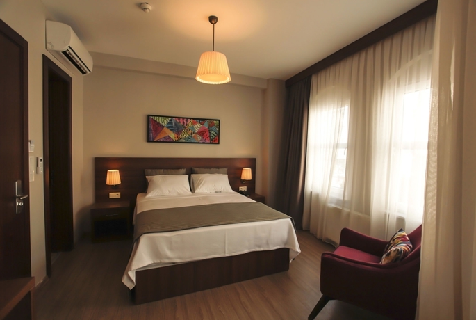 Imagen de la habitación del Boutique Cordis Hotel. Foto 5