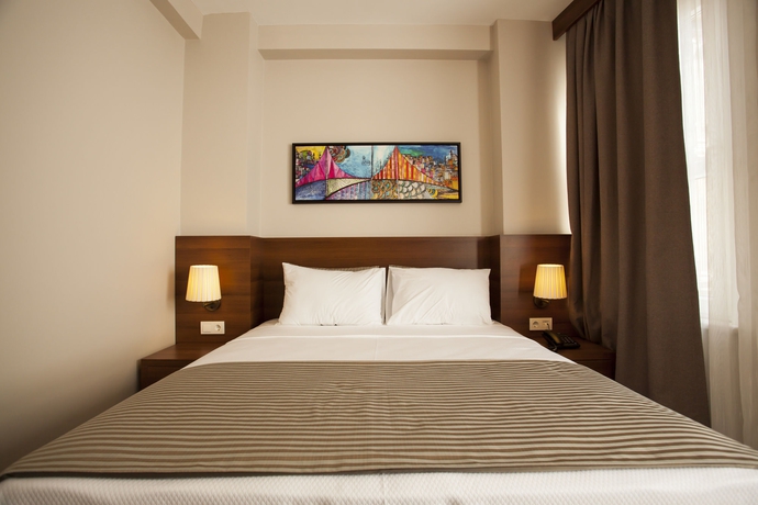 Imagen de la habitación del Boutique Cordis Hotel. Foto 6