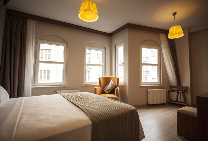 Imagen de la habitación del Boutique Cordis Hotel. Foto 7