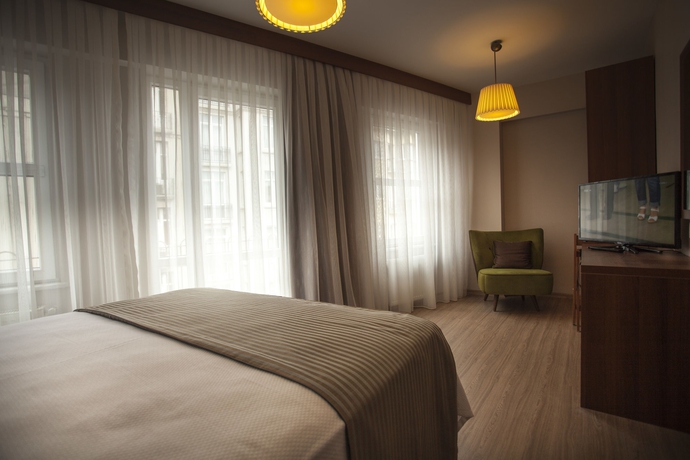 Imagen de la habitación del Boutique Cordis Hotel. Foto 9