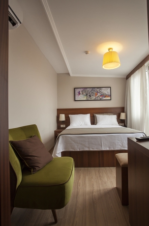 Imagen de la habitación del Boutique Cordis Hotel. Foto 13