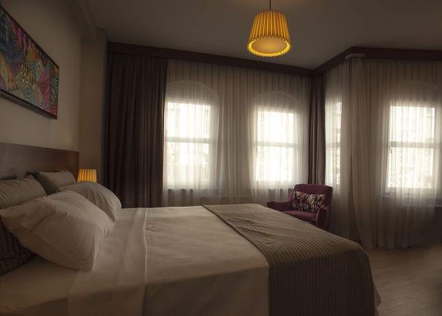 Imagen de la habitación del Boutique Cordis Hotel. Foto 16