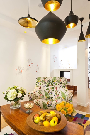 Imagen de los interiores del Boutique Crayon. Foto 11