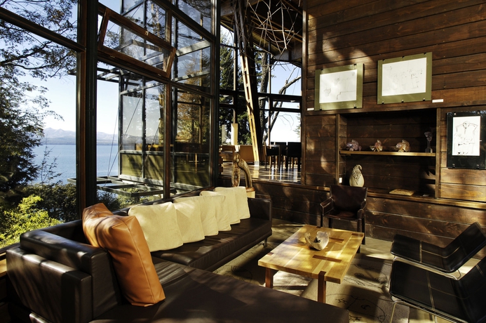 Imagen de los interiores del Boutique Design Suites Bariloche. Foto 13