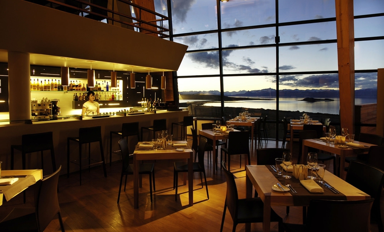 Imagen del bar/restaurante del Boutique Design Suites Calafate. Foto 4