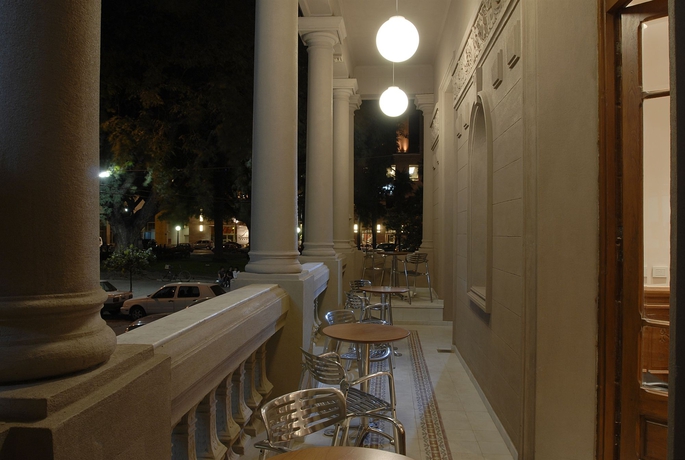 Imagen de los exteriores del Boutique Design Suites Salta. Foto 7