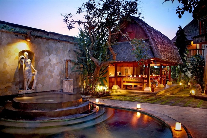 Imagen de la piscina del Boutique Dewani Villa Resort. Foto 16