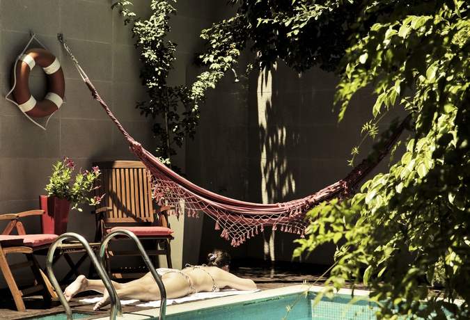 Imagen de la piscina del Boutique Duque Hotel and Spa. Foto 13